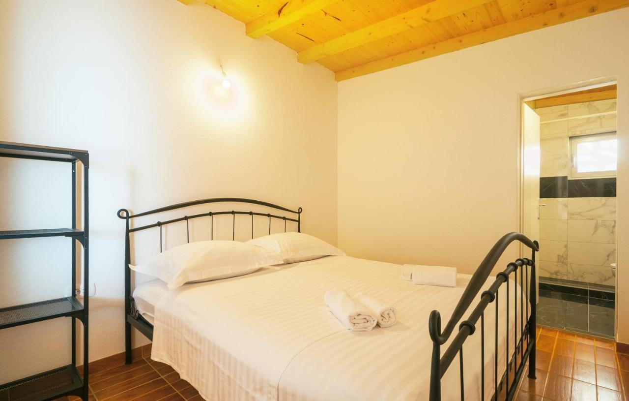 Hidden Gem By Nono Ban - Robinson Style Villa Bol Bagian luar foto